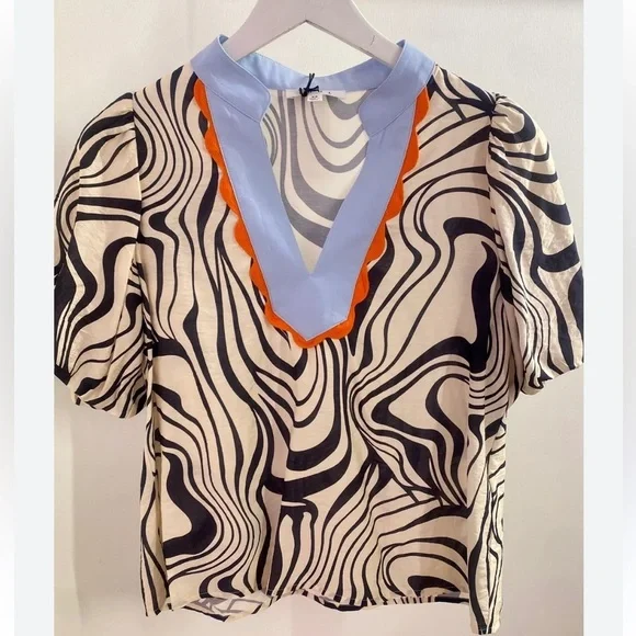 THML women’s geometric Juliet sleeves black cream v neck blue and orange trim - Picture 4 of 7
